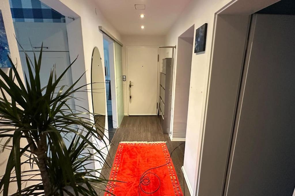 Monikas Home - Gemuetliche 3-Zimmer-Wohnung Im Herzen Von Böblingen Esterno foto