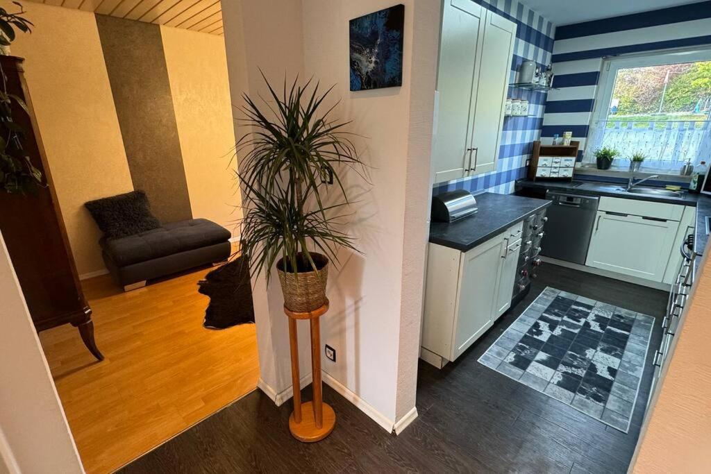 Monikas Home - Gemuetliche 3-Zimmer-Wohnung Im Herzen Von Böblingen Esterno foto