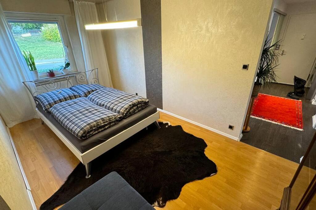 Monikas Home - Gemuetliche 3-Zimmer-Wohnung Im Herzen Von Böblingen Esterno foto